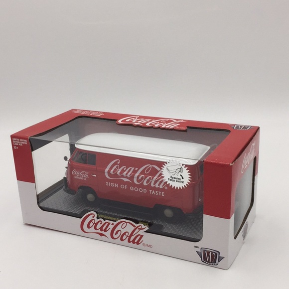 Coca-Cola Bottling 1960 VW Delivery Van Die Cast 1:24 Scale Limited Edition New - Picture 11 of 12